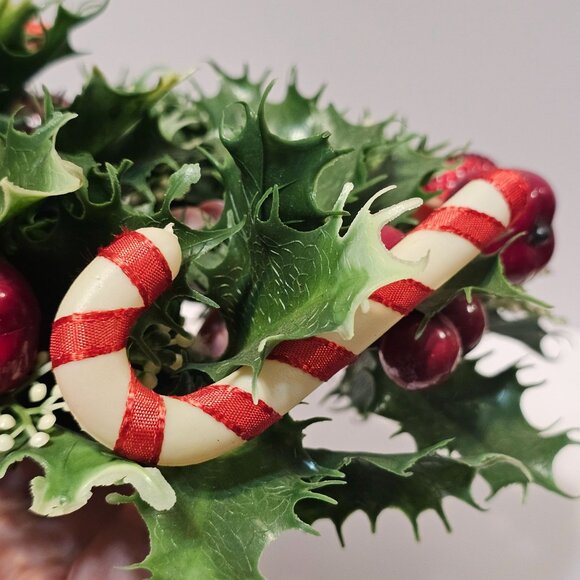 Vtg 8" MCM Plastic Christmas Pillar Candle Ring Wreath Candy Canes Fruit - Picture 5 of 9